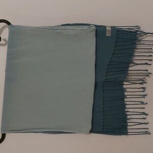 Teal scarf